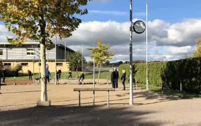 AAle speelen achtern Diek